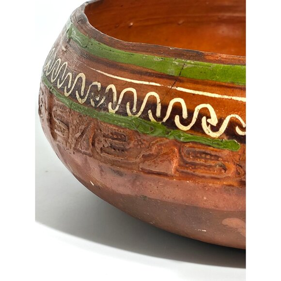 Handcrafted Vintage Folk Art Mexican Clay Pottery Bowl With Green White Accents - Picture 9 of 12
